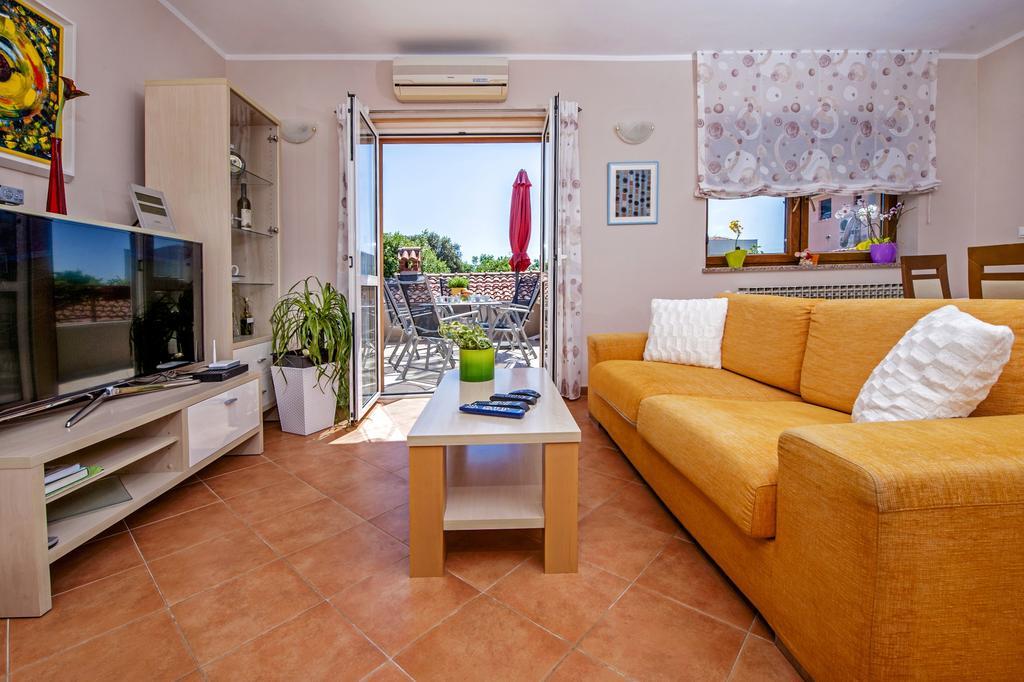 Apartments Karmen Rovinj Eksteriør bilde