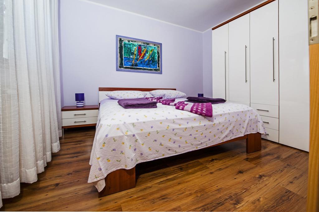 Apartments Karmen Rovinj Eksteriør bilde